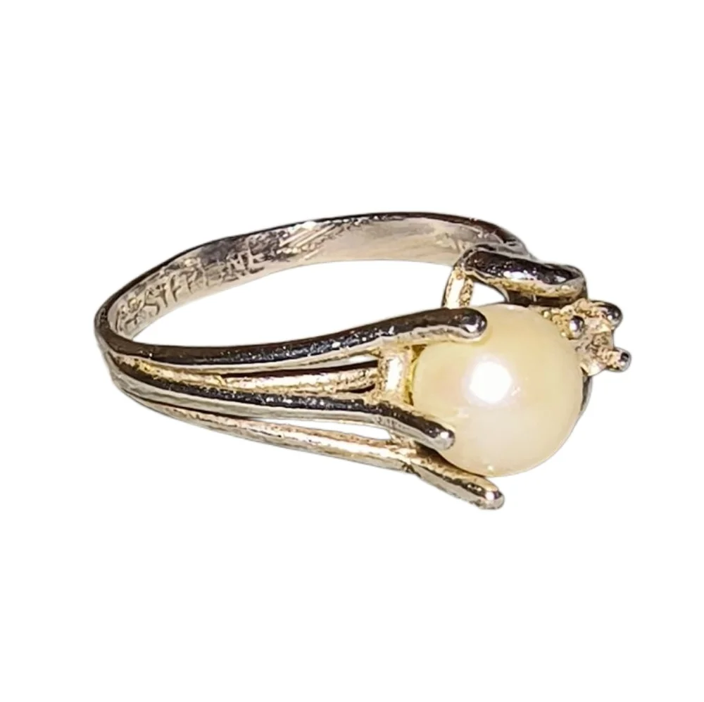 Uncas Vintage Sterling Silver, Cultured Pearl And Diamond Ring